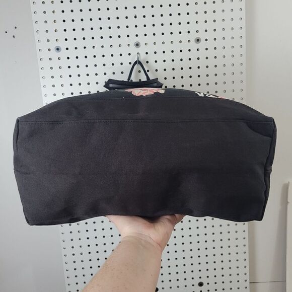 Victoria's Secret Roses Large Weekender Bag - Picture 4 of 12